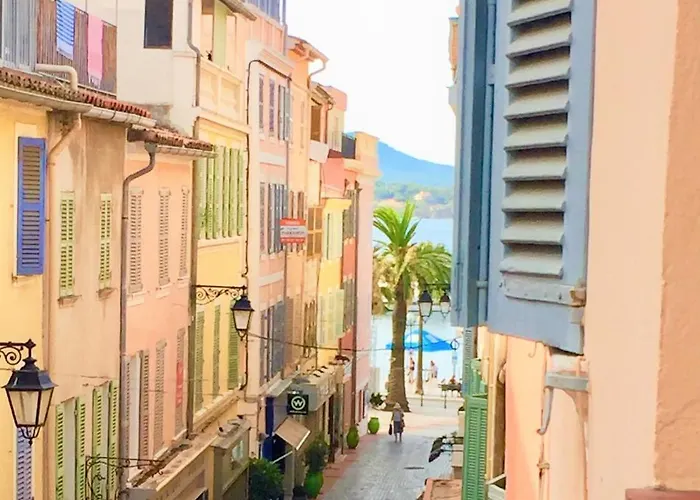 Superbe Studio Sur Le Port Et Rue Pietonne